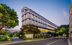 Shanghai Hongqiao Heyitang Hotel Beixinjing Subway Station Branch